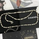 Chanel Pearl Necklace With Star And CC Logo - Image 3