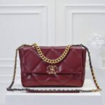 Chanel 19 Shiny Crumpled Burgundy 25cm - Image 4