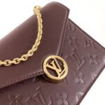 Super Vip 1:1 – Louis Vuitton Wallet On Chain Rosy Grenat Red 19Cm M25814 - Image 5
