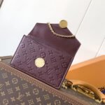 Super Vip 1:1 – Louis Vuitton Wallet On Chain Rosy Grenat Red 19Cm M25814 - Image 7