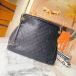 Louis Vuitton Artsy MM Monogram Black 41cm - Image 2